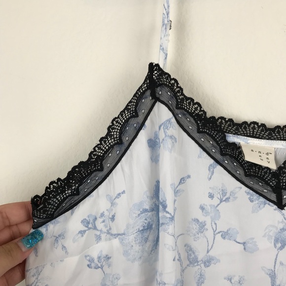 Women’s Blue White Floral Lace Cami, NWT, M + XL, - Picture 4 of 6